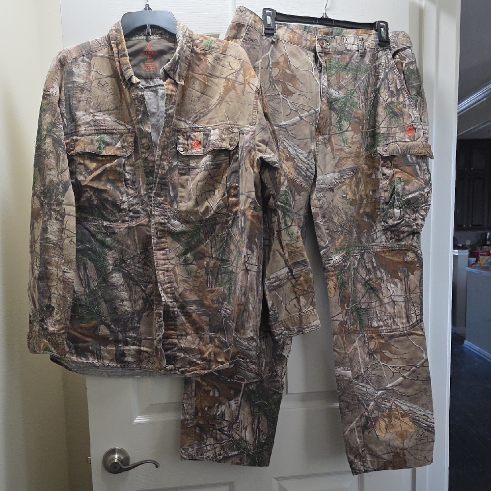 Game Winner Camouflage Jacket and Pants Set